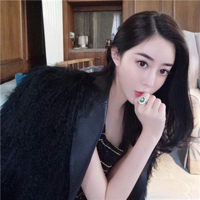 深圳4名考生被困电梯1小时